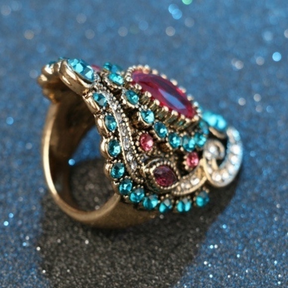 🔥LAST!🔥90s INSPIRED GOLD PLATED VEGA RING! - Picture 2 of 8